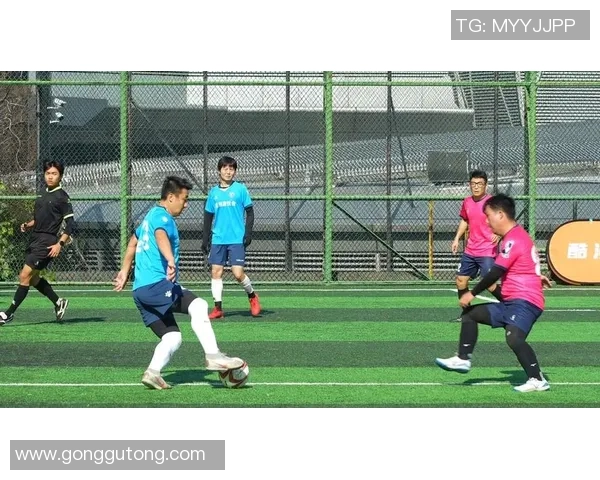 杭州足球队盯防战术解析与实战应用探讨